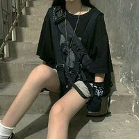 颓废抽烟图片女生头像(7)