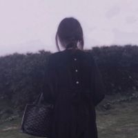 头像背影女生动画头像大全唯美图片(4)