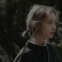 女生头像拿扇(4)