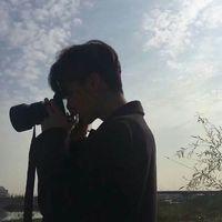 qq男生带帽子背景头像(2)