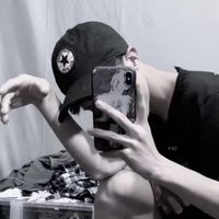 成熟气质男生头像