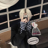 女男生头像黑白背影图片(15)