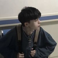 带眼镜的帅气男生头像图片大全(13)
