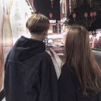 qq名为三辰旧夏的情侣头像(17)