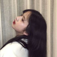 戴眼镜的短头发女生头像Q版(19)