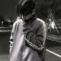 感动00后男生头像(17)