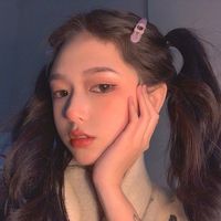 中分短发清新女生头像(7)