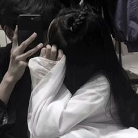 情侣头像一男一女在海里(18)