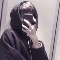 男生抱膝盖伤感头像(6)