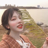 短发男生欧美头像小清新图片(14)