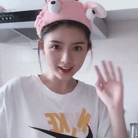 女生比心背影头像图片大全(4)