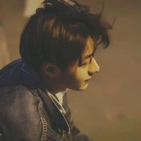 ins主流头像男生(16)