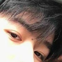 qq男生用女生相片当头像背景(7)