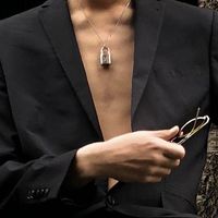 qq男生霸气网红头像图片(17)