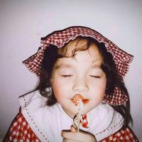 女孩白色衣服背景头像女生(11)