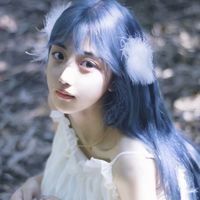 女生黑化图片QQ头像(9)