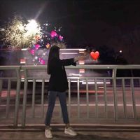 qq情侣头像带有樱花(10)