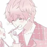 情侣头像男生掐女生脸(19)