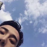美系衣服男生头像图片大全集(17)