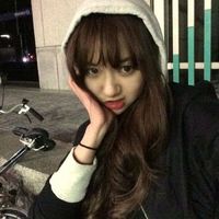 qq头像钢琴女生