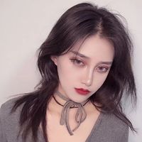 捂被子的女生头像(11)