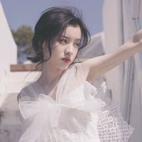 qq头像捂脸部女生(20)