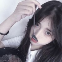 带思字的女生头像(3)