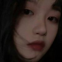 欧美风抱狗的女生头像(7)