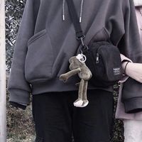 女生坐在铁轨上的情侣头像(20)