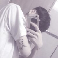素描头像青年男生(19)
