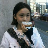 黑白伤感头像女生(6)