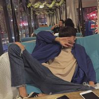 最潮的发型男生图片头像