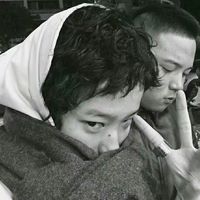 男生抱狗情侣头像(16)