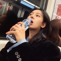 女生校服黑白背影头像女生(17)
