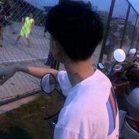 qq头像男生香烟(6)