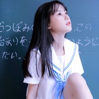 戴毛绒帽女生头像(4)