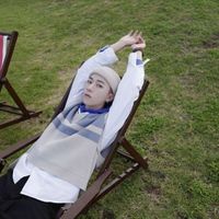 qq头像伤感的图片男生头像背影(15)