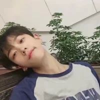 QQ头像背面自拍男生(8)
