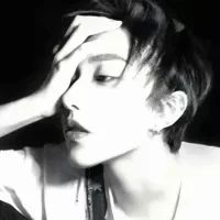 凶狠点的男士微信头像(12)