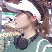 有相框的头像女生(12)