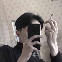 低头伤感的头像男生(10)