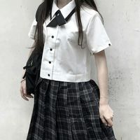 带有绿心的头像女生(12)