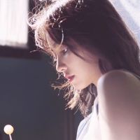 霸气的头像女生抽烟喝酒(9)