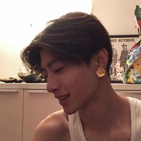 带墨镜开车的男生头像(18)