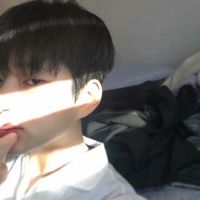 戴墨镜戴帽子男生头像(4)