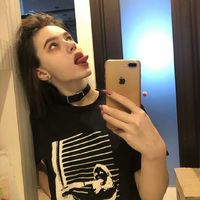 背景紫色的欧美情侣头像图片(20)