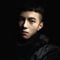 坠海图头像男生(13)