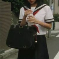 辫子女生头像韩版图片(4)