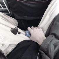 qq头像黑色背影男生(10)