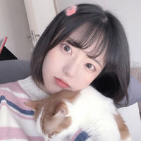 qq头像女生坐在沙滩(2)